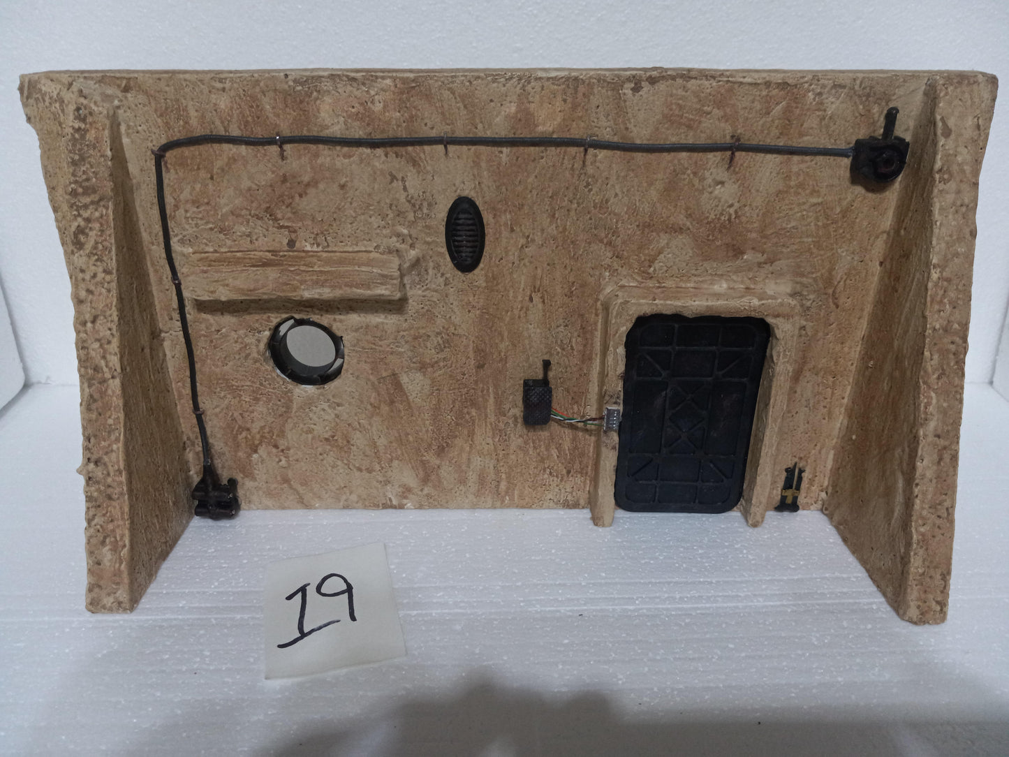 Diorama Wall 19